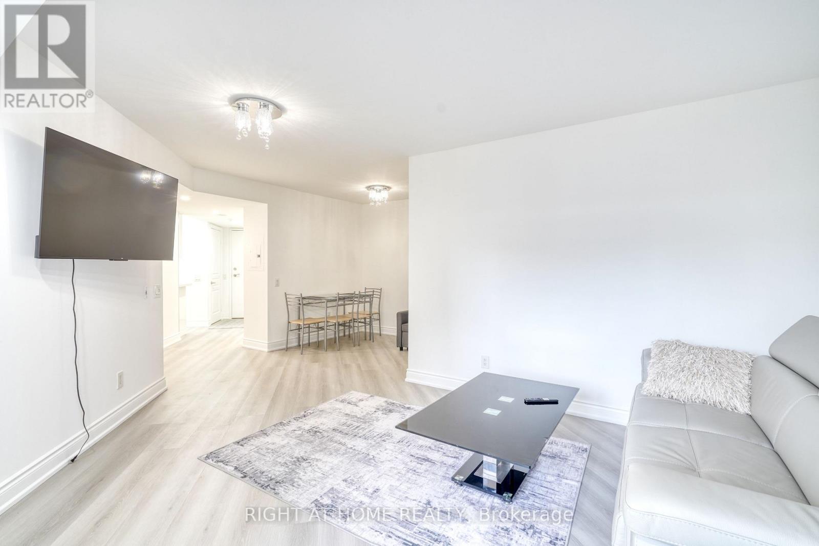 715 - 15 Northtown Way, Toronto (Willowdale East), Ontario  M2N 7A2 - Photo 12 - C12465552