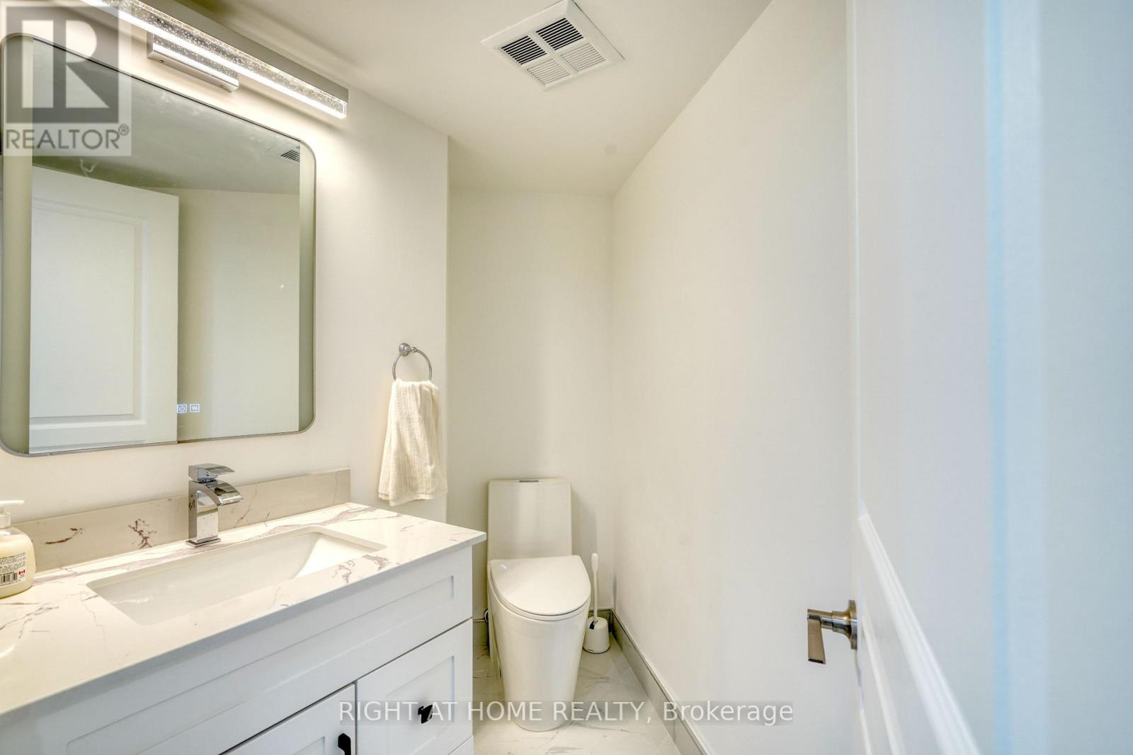 715 - 15 Northtown Way, Toronto (Willowdale East), Ontario  M2N 7A2 - Photo 18 - C12465552