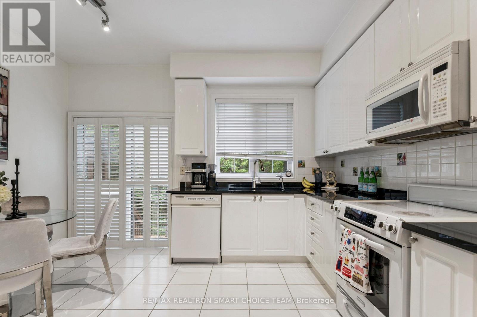 34 Mcbride Lane, Toronto, Ontario  M2N 7B8 - Photo 17 - C12465580