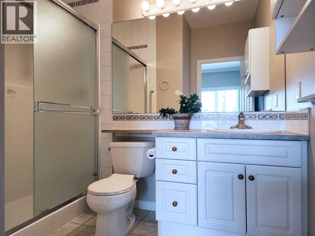 27 Skyline Crescent, Claresholm, Alberta  T0L 0T0 - Photo 18 - A2227191