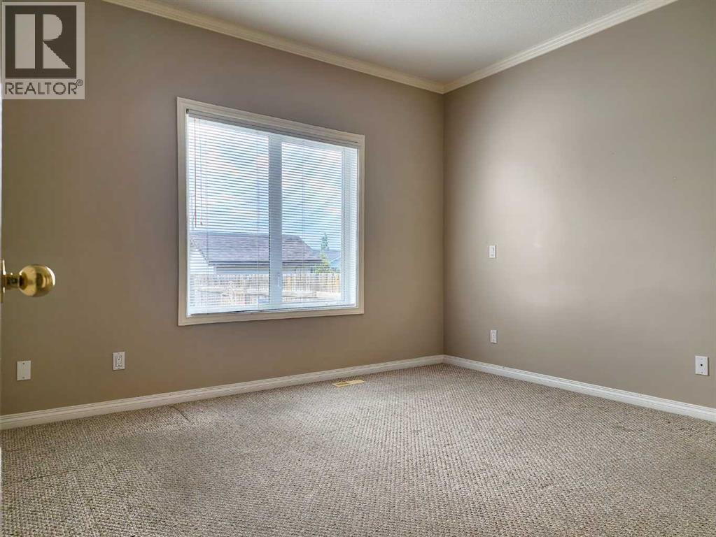 27 Skyline Crescent, Claresholm, Alberta  T0L 0T0 - Photo 16 - A2227191