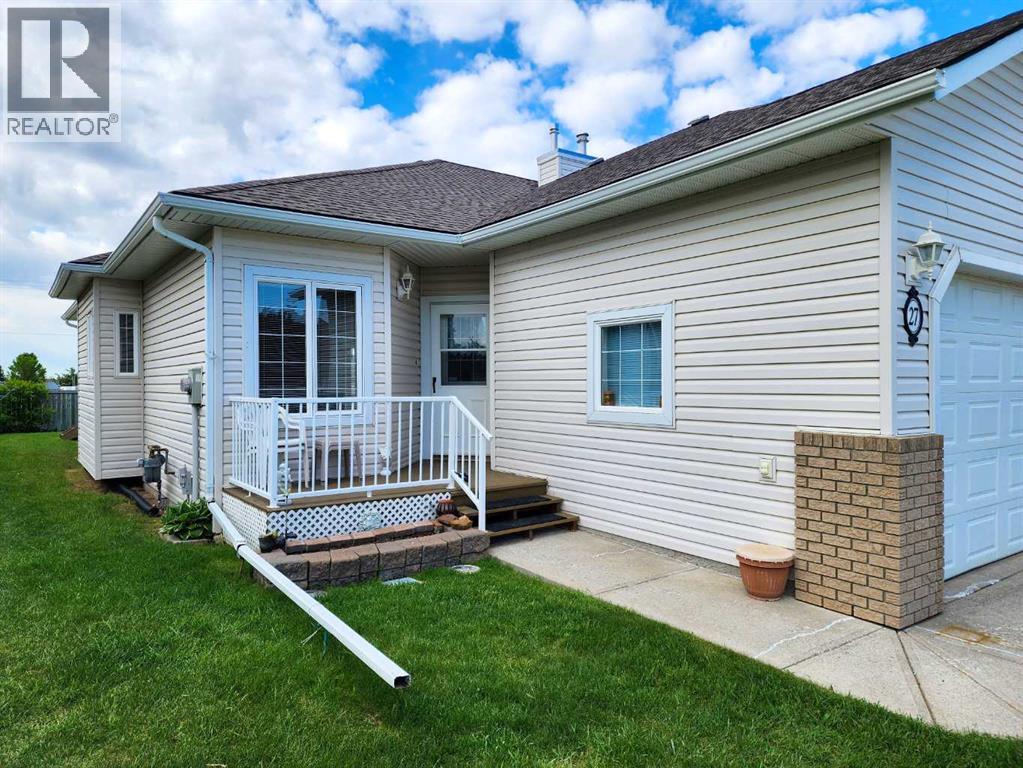 27 Skyline Crescent, Claresholm, Alberta  T0L 0T0 - Photo 2 - A2227191