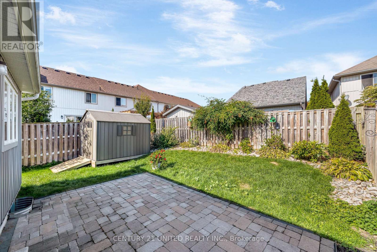 63 Fallingbrook Crescent, Kawartha Lakes, Ontario  K9V 0B3 - Photo 43 - X12465709