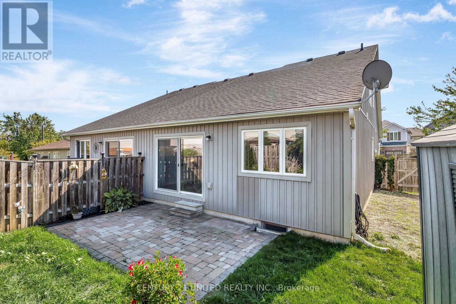 63 Fallingbrook Crescent, Kawartha Lakes, Ontario  K9V 0B3 - Photo 44 - X12465709