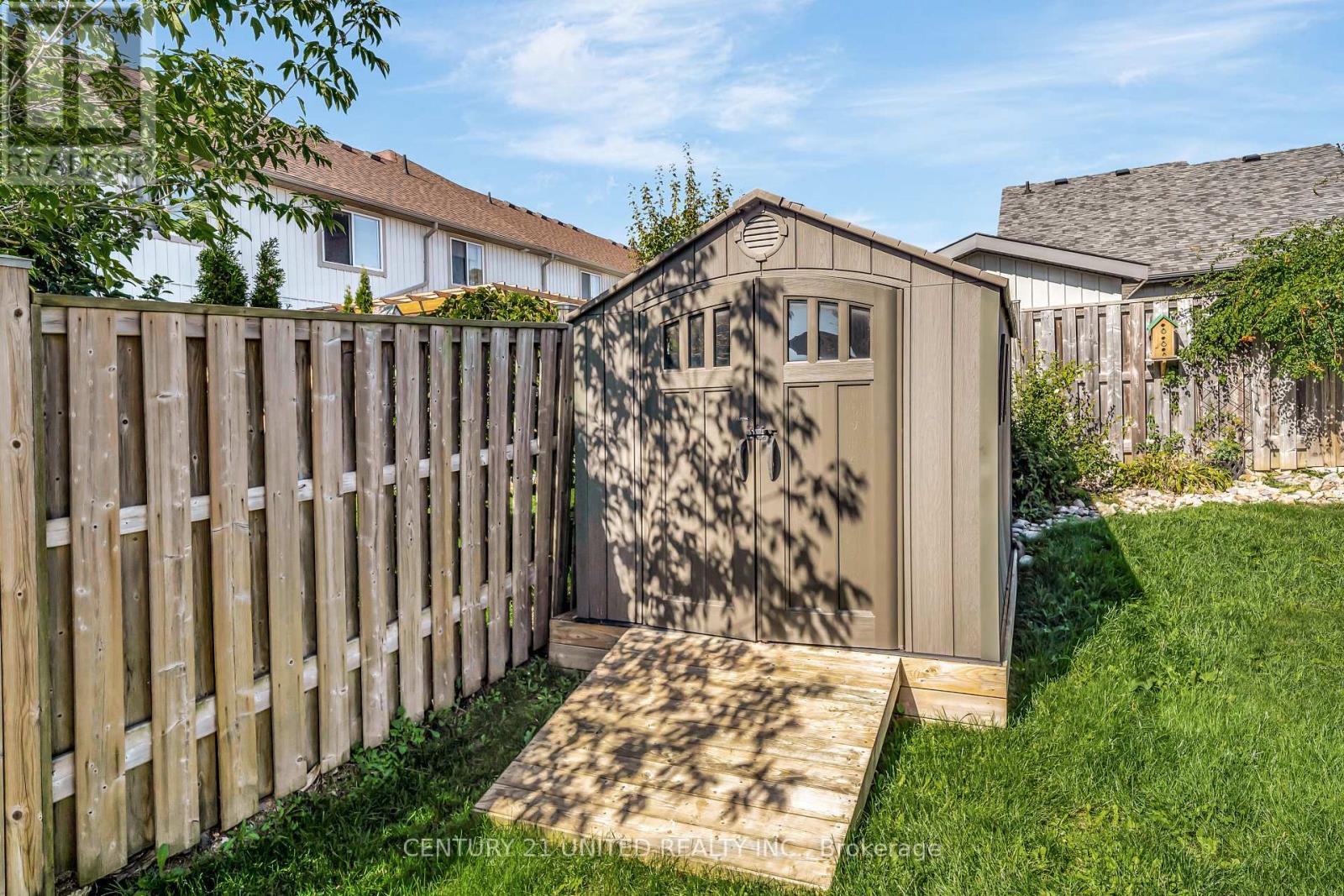 63 Fallingbrook Crescent, Kawartha Lakes, Ontario  K9V 0B3 - Photo 45 - X12465709