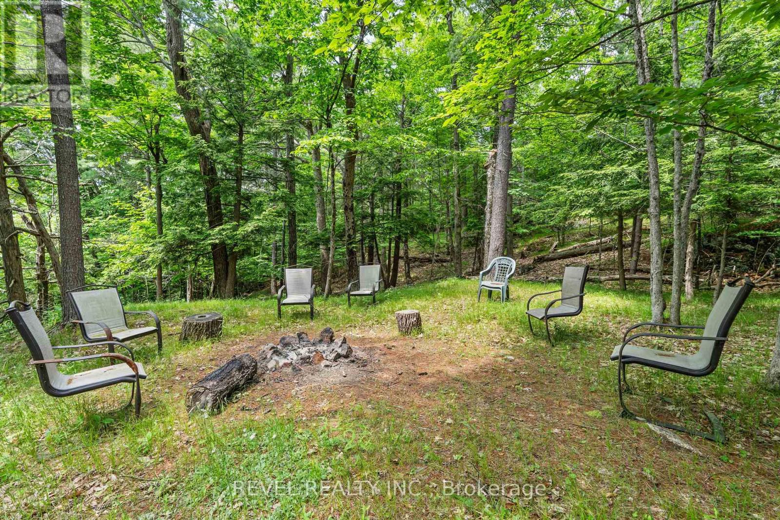 49 Sleepy Hollow Road, Rideau Lakes, Ontario  K0G 1E0 - Photo 23 - X12465774