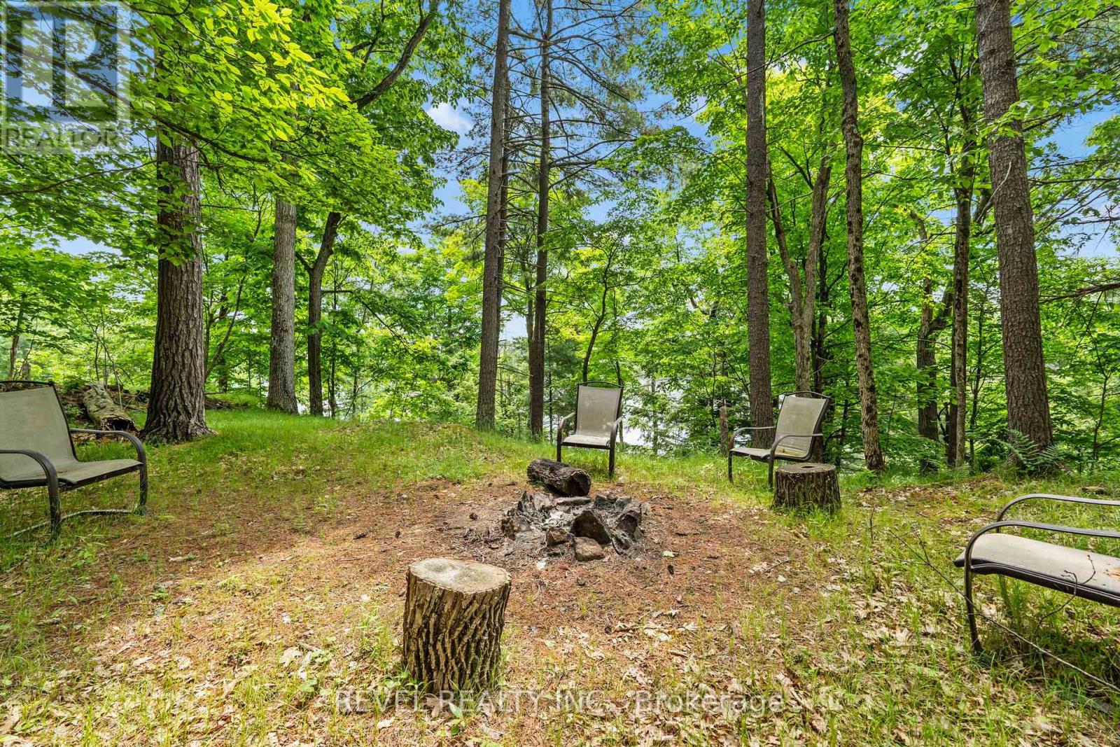 49 Sleepy Hollow Road, Rideau Lakes, Ontario  K0G 1E0 - Photo 24 - X12465774