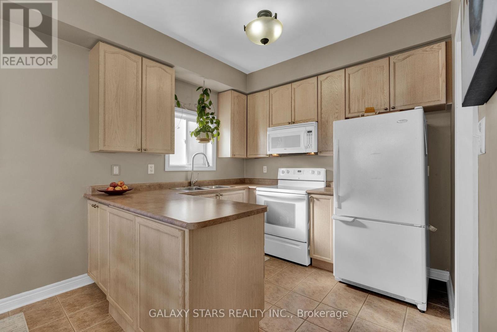 74 Northgrove Crescent, Whitby, Ontario  L1M 2M9 - Photo 15 - E12465540