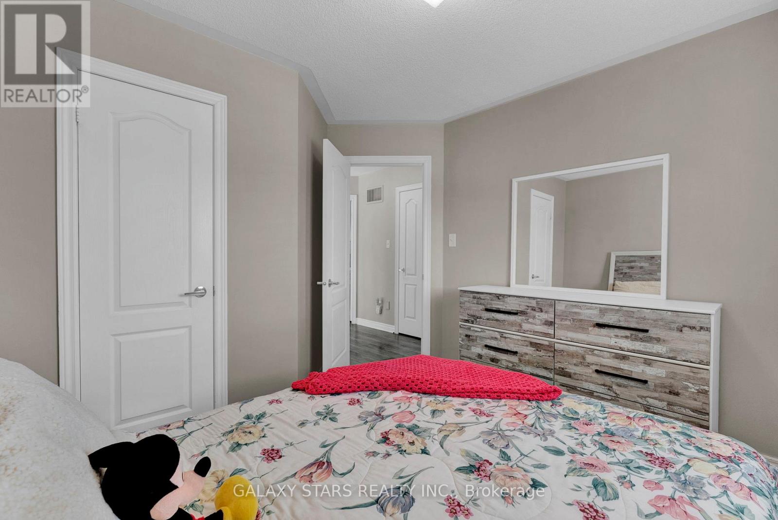 74 Northgrove Crescent, Whitby, Ontario  L1M 2M9 - Photo 27 - E12465540