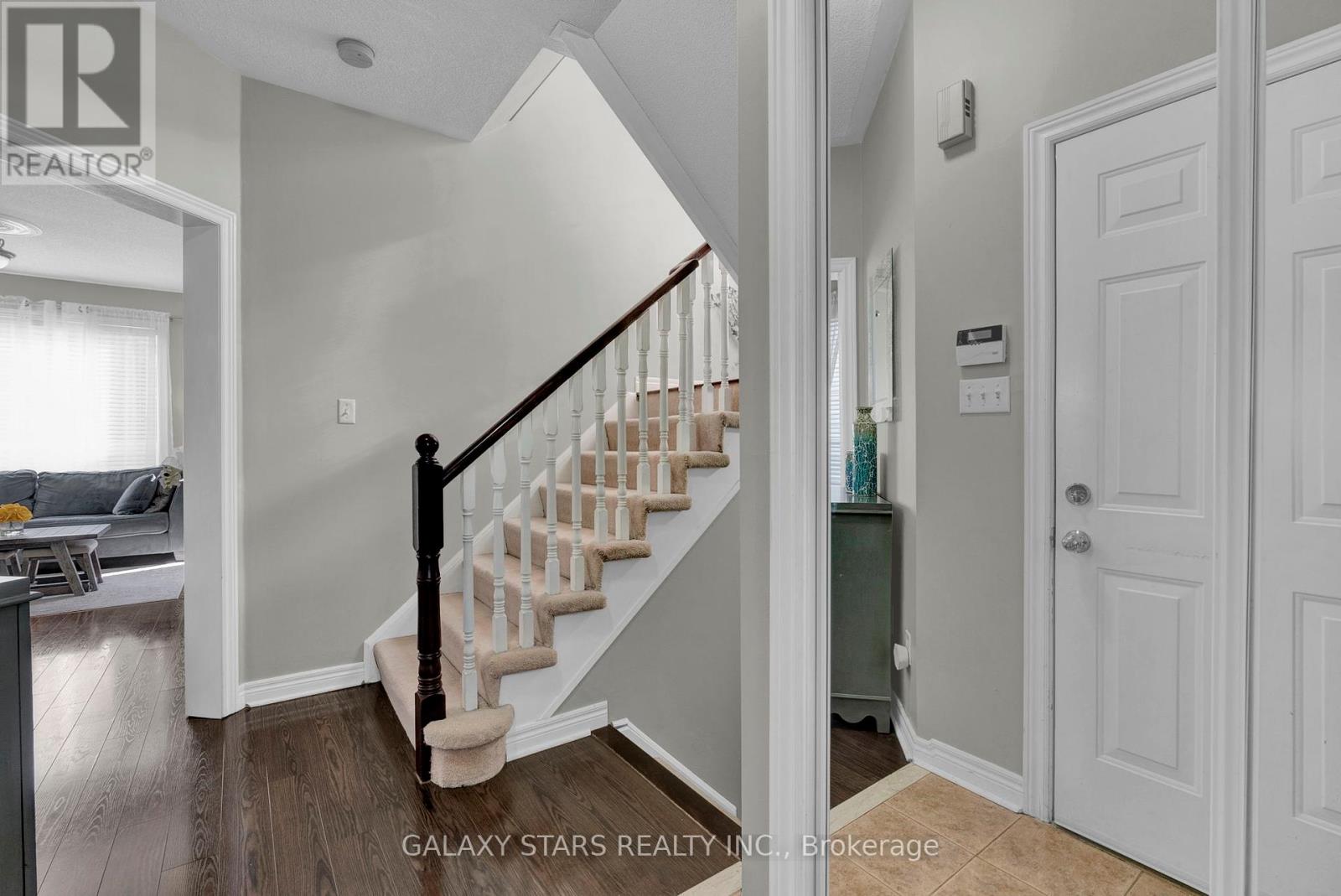 74 Northgrove Crescent, Whitby, Ontario  L1M 2M9 - Photo 8 - E12465540
