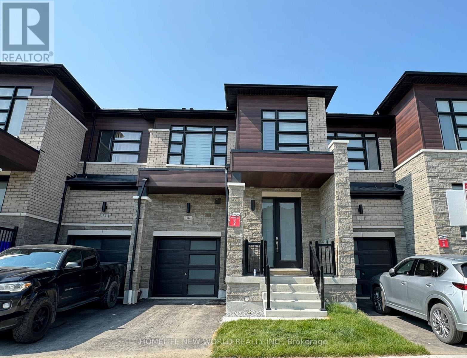 36 VAN WART STREET, Whitby, Ontario