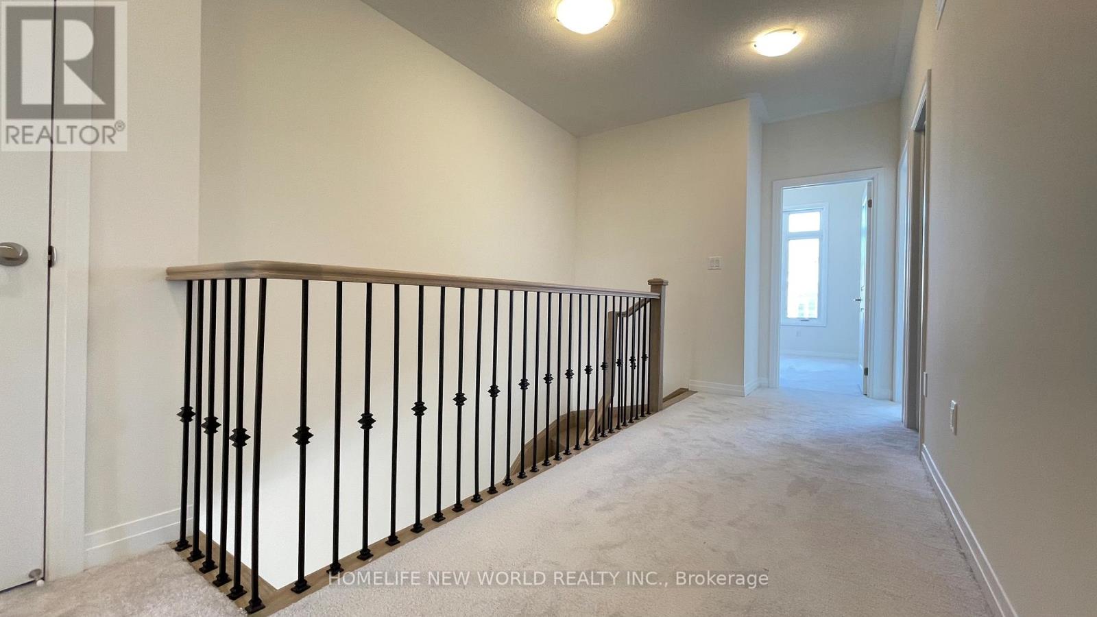 36 Van Wart Street, Whitby, Ontario  L1P 0P8 - Photo 7 - E12465560