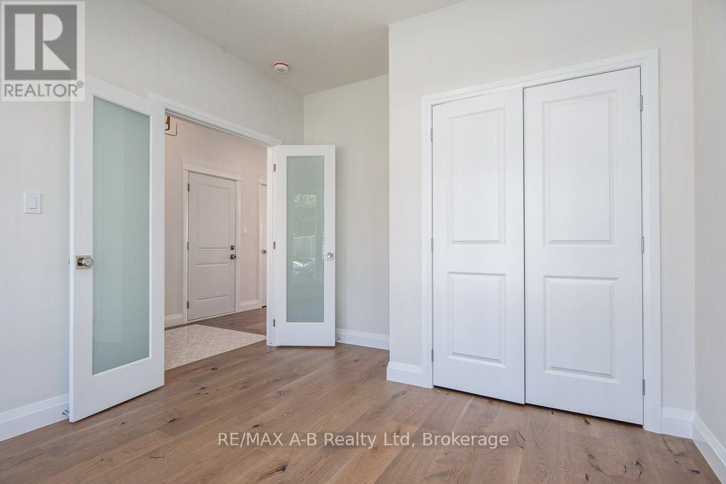 17 Diamond Street, East Zorra-Tavistock, Ontario  N0B 2R0 - Photo 24 - X12372795