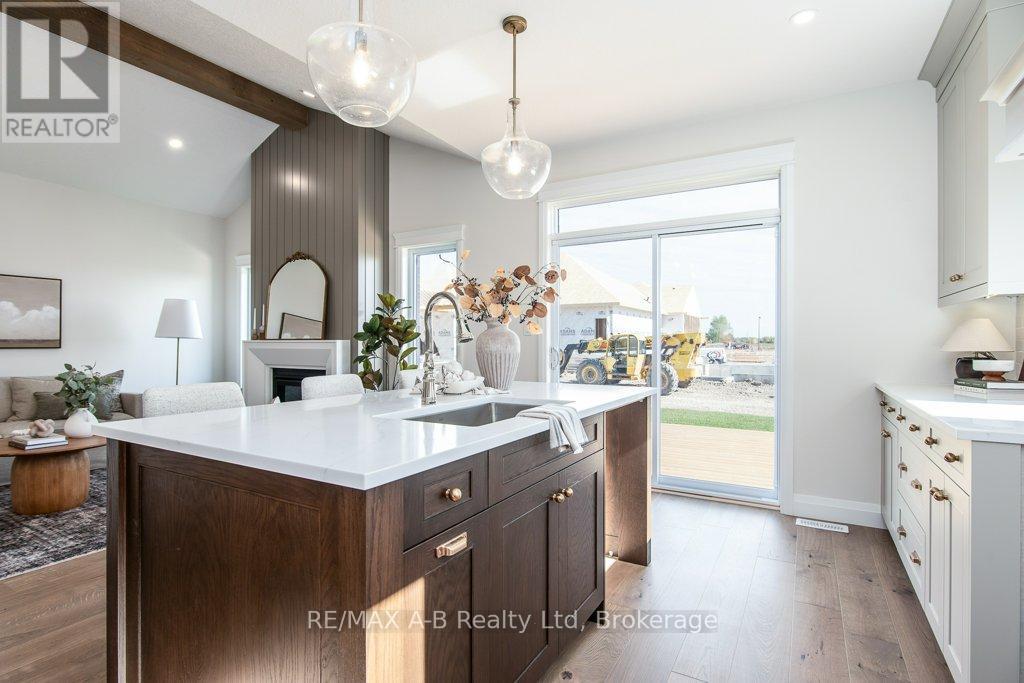 17 Diamond Street, East Zorra-Tavistock, Ontario  N0B 2R0 - Photo 21 - X12372795