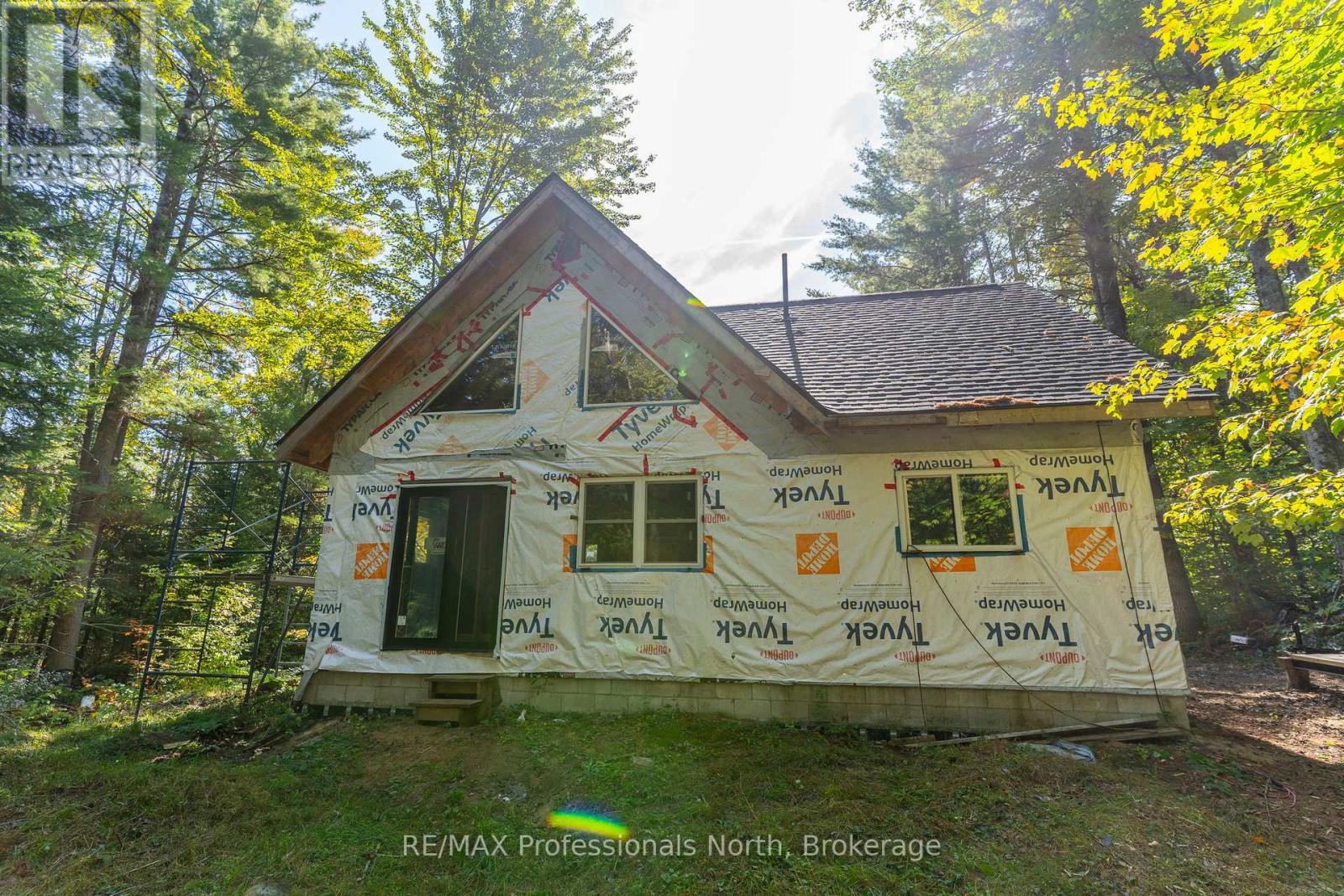 319 Boundary Road, Minden Hills (Lutterworth), Ontario  K0M 2A1 - Photo 2 - X12465710
