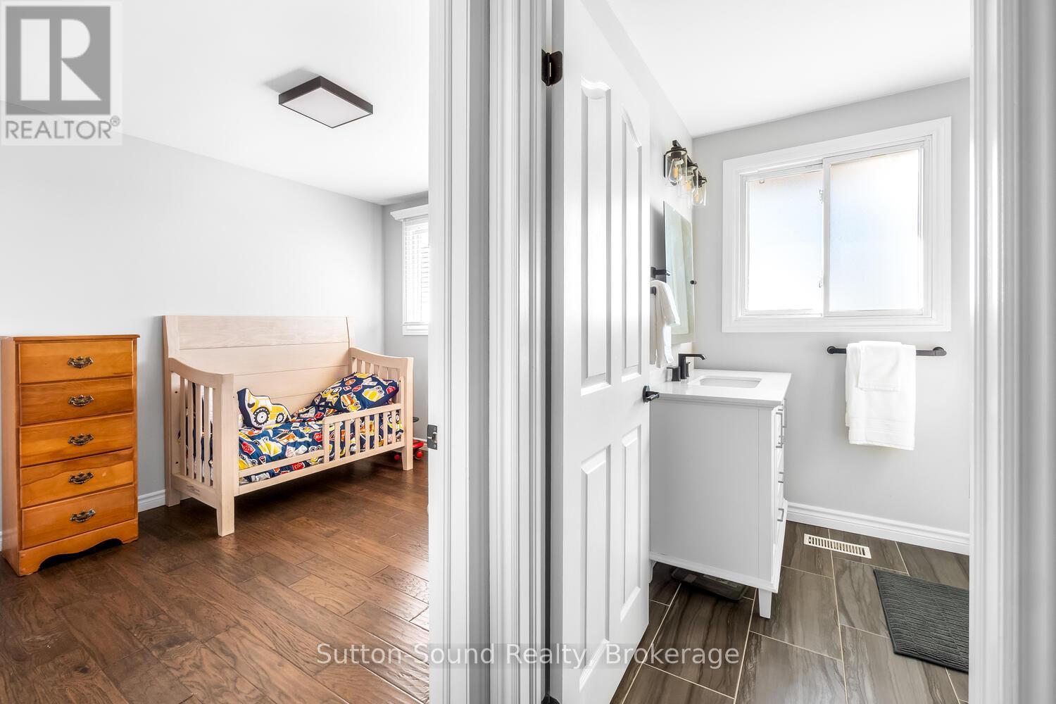 202093 21 Highway, Georgian Bluffs, Ontario  N4K 5N7 - Photo 13 - X12465707