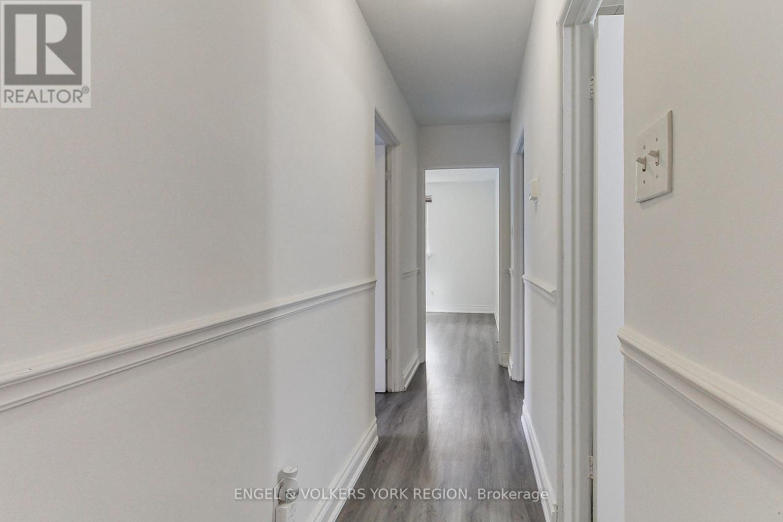 106 Sheldon Avenue, Newmarket, Ontario  L3Y 2L4 - Photo 18 - N12465490