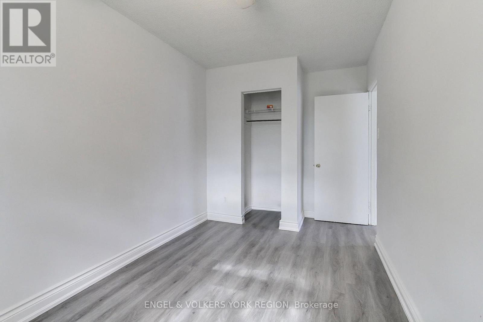 106 Sheldon Avenue, Newmarket, Ontario  L3Y 2L4 - Photo 23 - N12465490