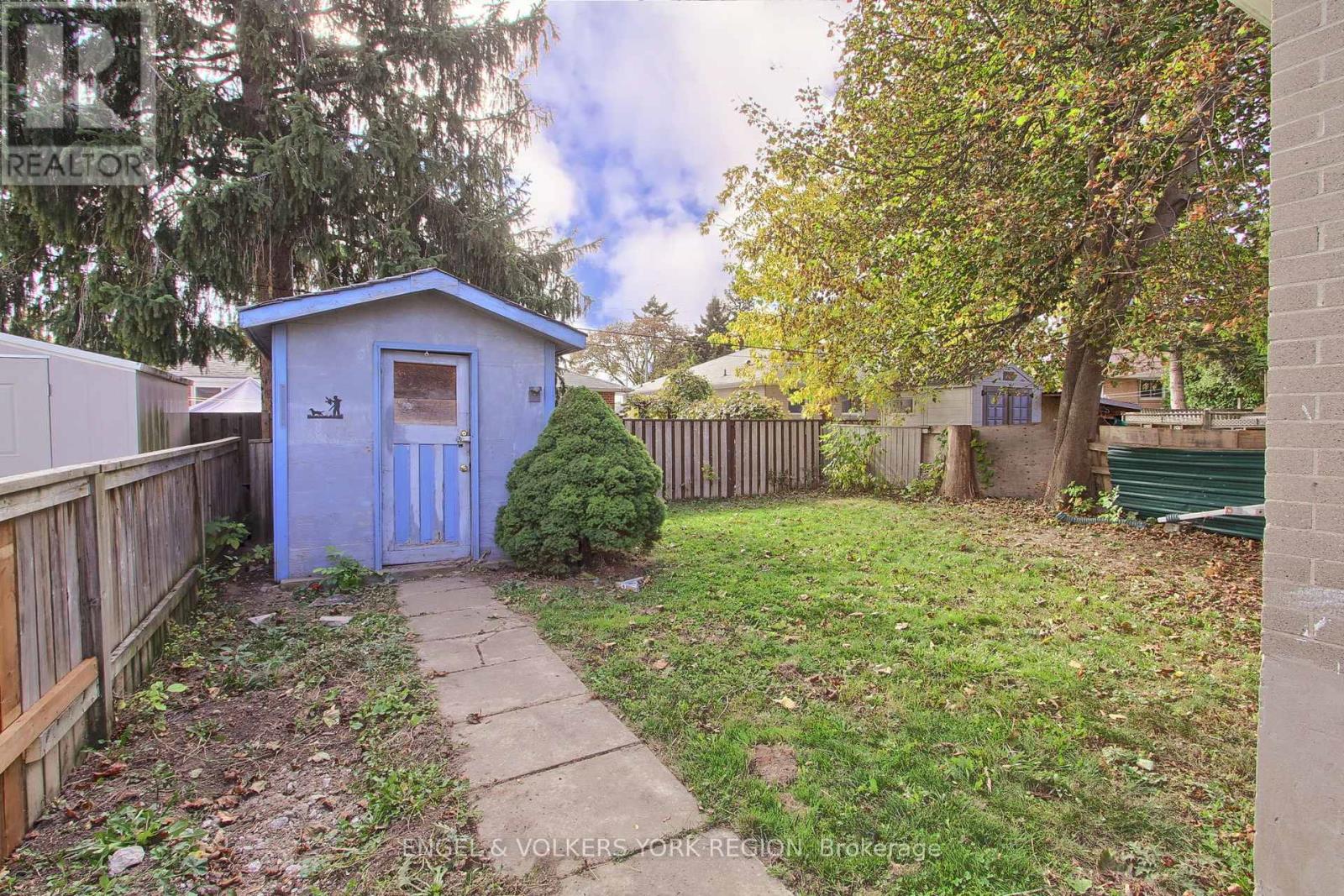 106 Sheldon Avenue, Newmarket, Ontario  L3Y 2L4 - Photo 39 - N12465490