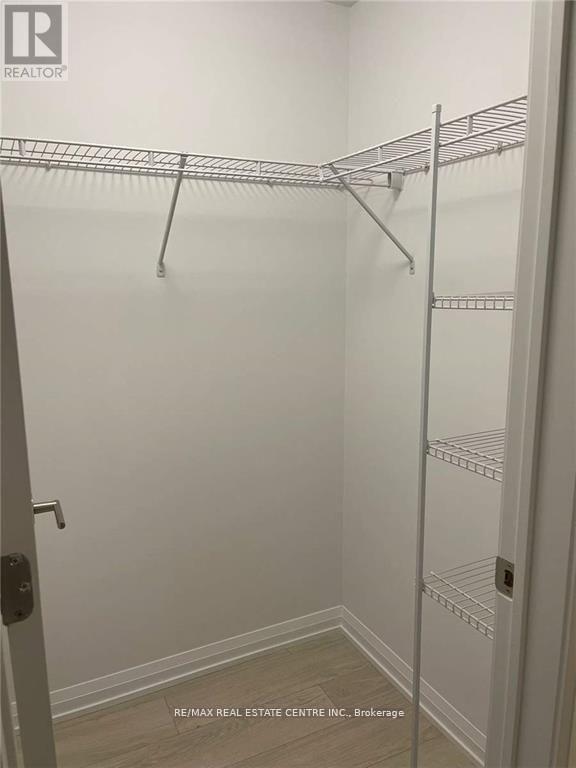 2002 - 7895 Jane Street, Vaughan, Ontario  L4K 2M7 - Photo 13 - N12465509