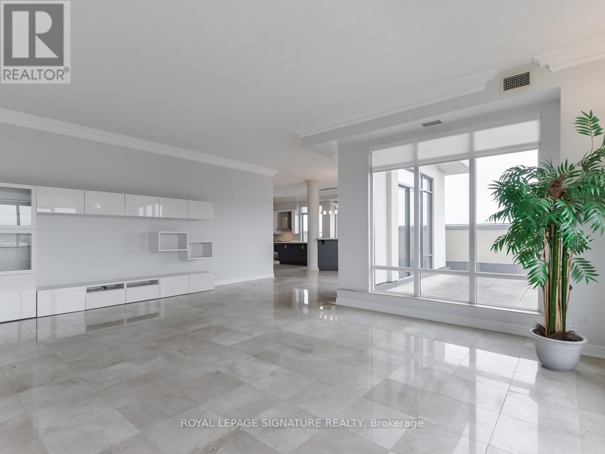 Ph8 - 11121 Yonge Street, Richmond Hill, Ontario  L4C 0S7 - Photo 15 - N12465546