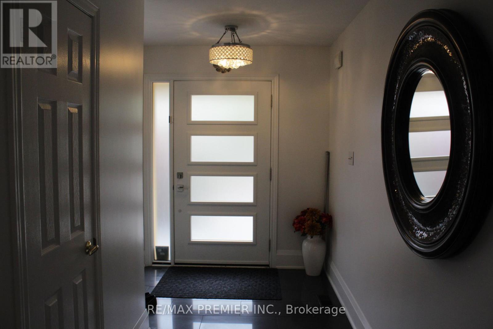 Main Fl - 262 Isacc Murray Avenue, Vaughan, Ontario  L6A 3E5 - Photo 7 - N12465565