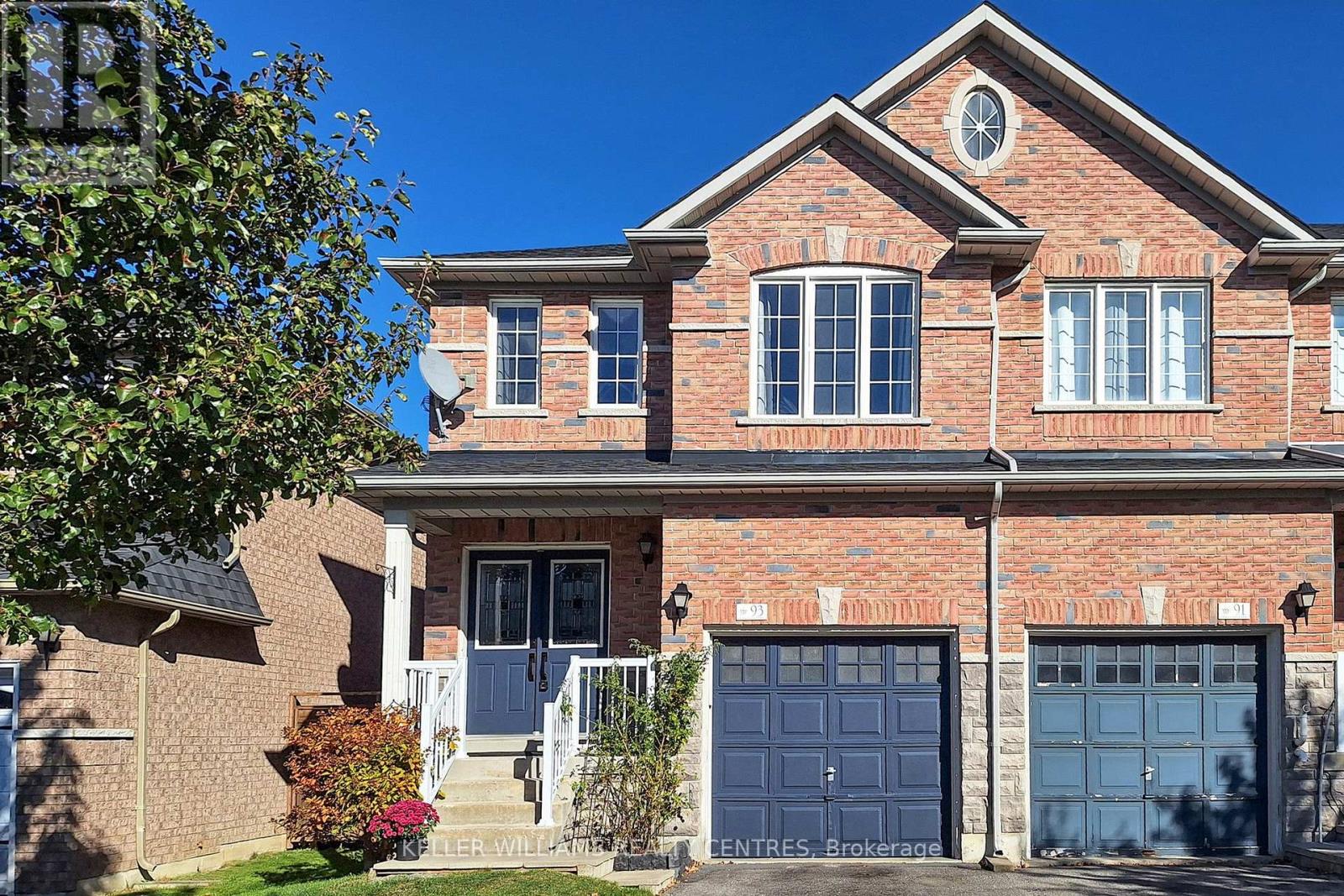 93 BARR CRESCENT, Aurora, Ontario