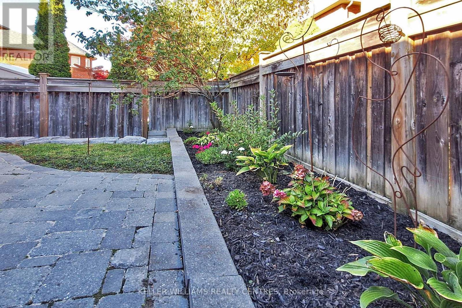 93 Barr Crescent, Aurora, Ontario  L4G 0C2 - Photo 42 - N12465566