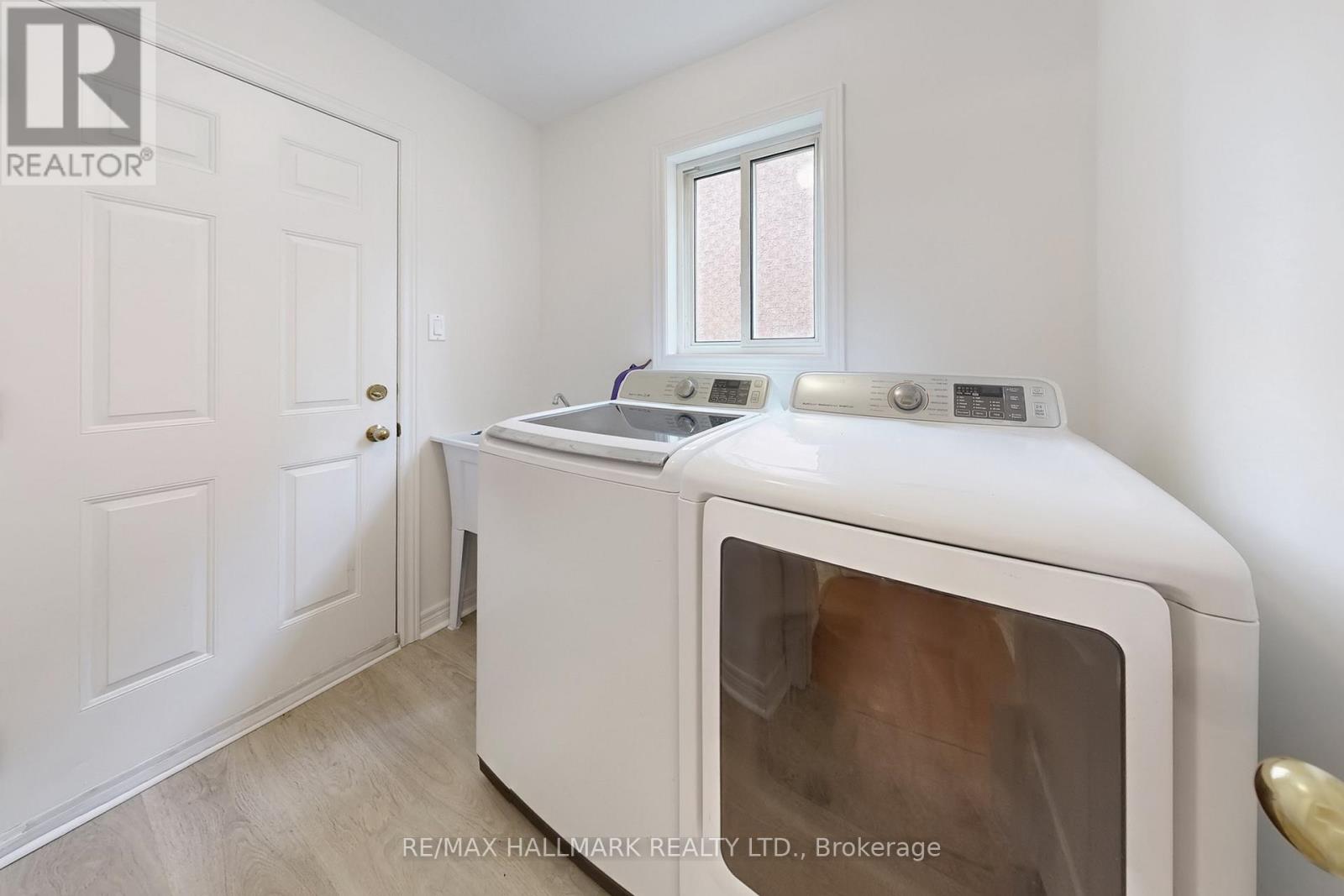 148 Fairwood Drive, Georgina, Ontario  L4P 3Y2 - Photo 28 - N12465567