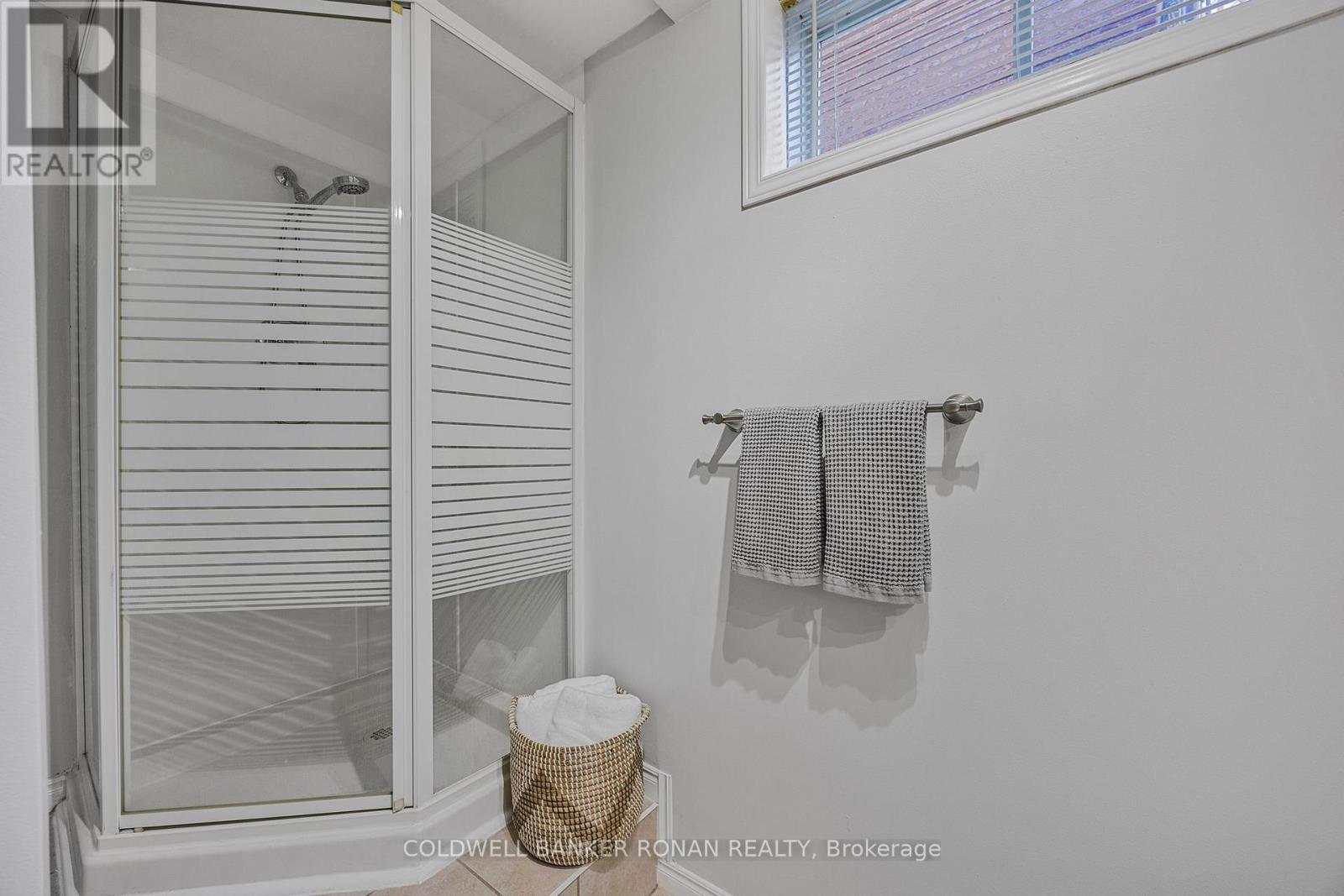 39 Ferguson Drive, Barrie (Northwest), Ontario  L4N 7B5 - Photo 24 - S12465564