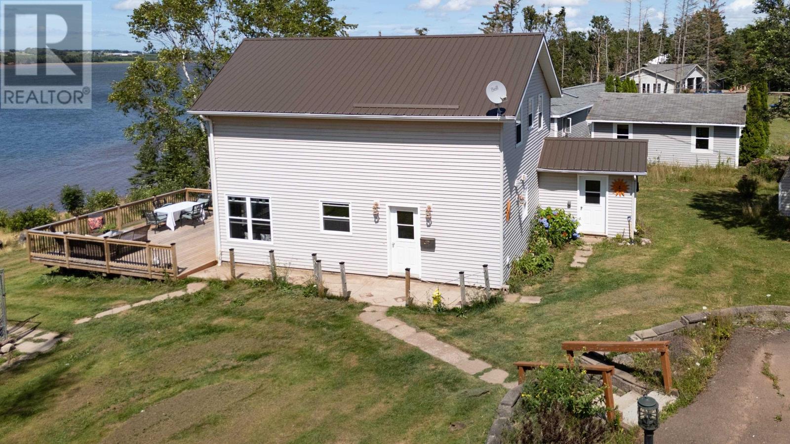 39 Riverbank Drive, Johnstons River, Prince Edward Island  C1B 3E7 - Photo 4 - 202525964