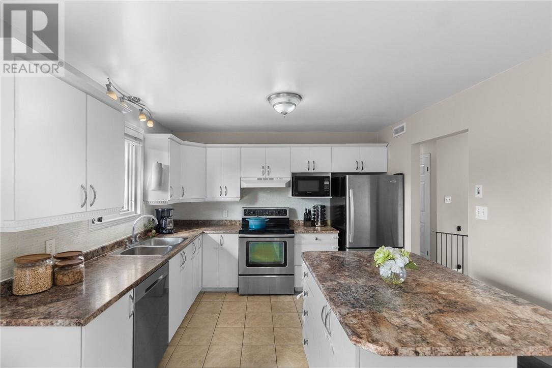 3161 Percy Avenue, Val Caron, Ontario  P3N 1A4 - Photo 17 - 2125264