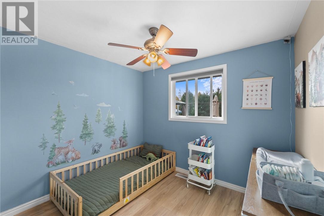 3161 Percy Avenue, Val Caron, Ontario  P3N 1A4 - Photo 34 - 2125264