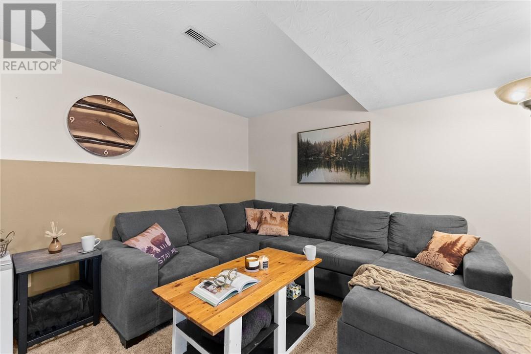 3161 Percy Avenue, Val Caron, Ontario  P3N 1A4 - Photo 41 - 2125264