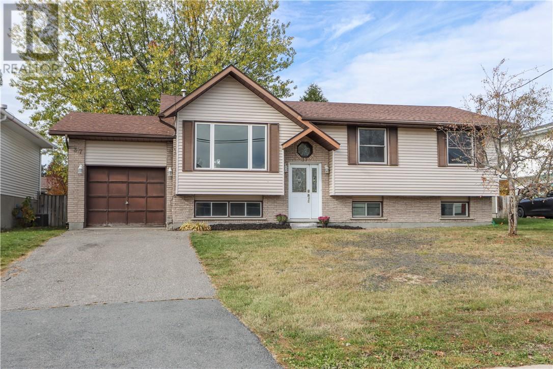 37 Garson Coniston, garson, Ontario