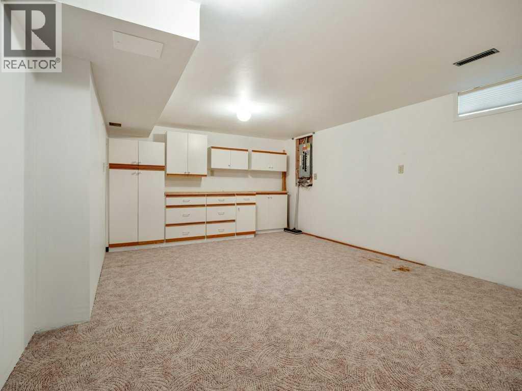 148 Mt Blakiston Bay W, Lethbridge, Alberta  T1K 6K9 - Photo 23 - A2259720