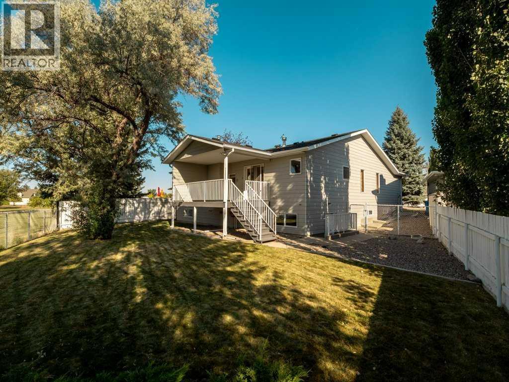 148 Mt Blakiston Bay W, Lethbridge, Alberta  T1K 6K9 - Photo 32 - A2259720