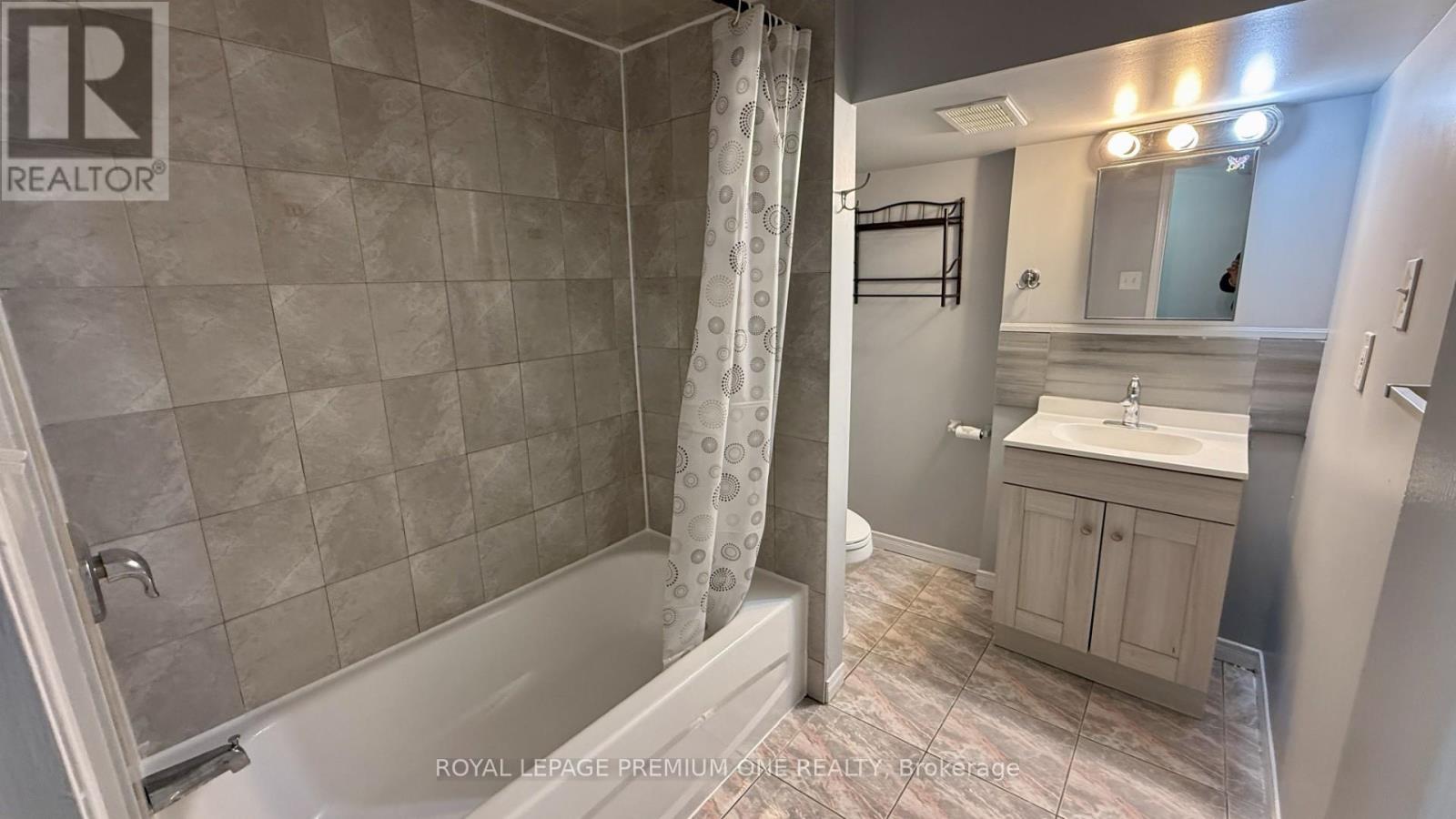 Lower - 4436 Grassland Crescent, Mississauga, Ontario  L5V 1E2 - Photo 18 - W12465487
