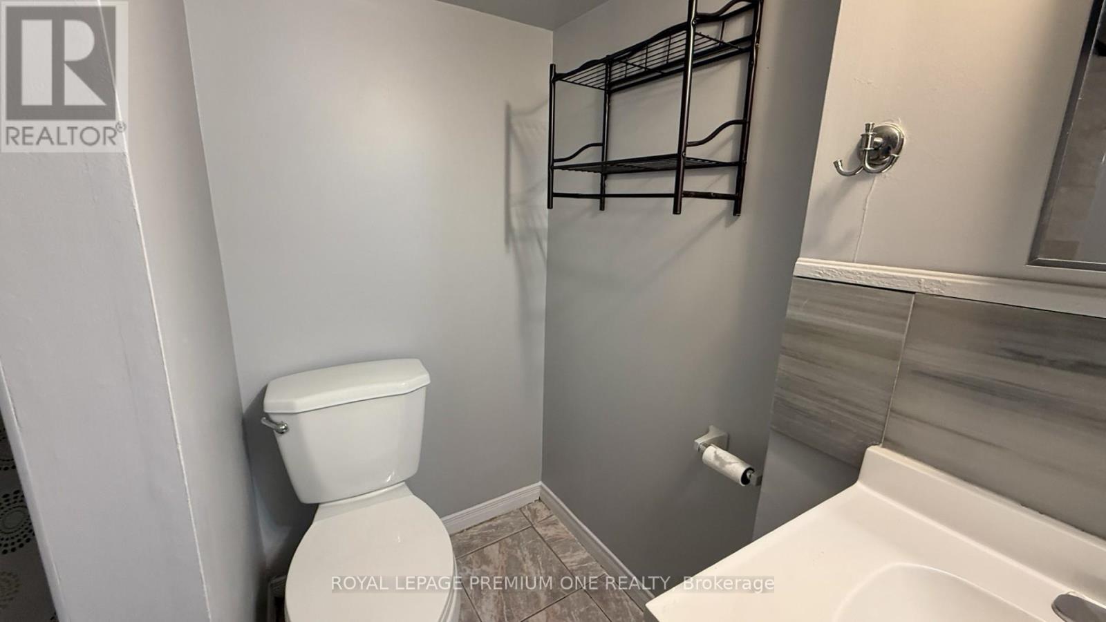 Lower - 4436 Grassland Crescent, Mississauga, Ontario  L5V 1E2 - Photo 22 - W12465487