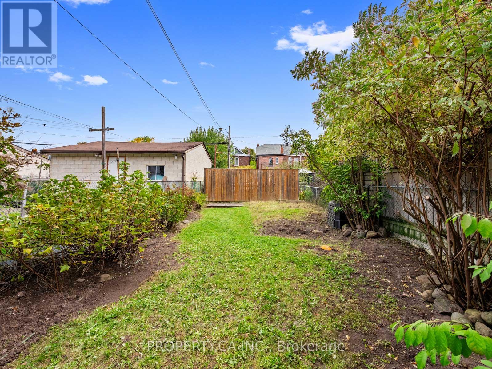 237 Delaware Avenue, Toronto, Ontario  M6H 2T7 - Photo 30 - W12465513