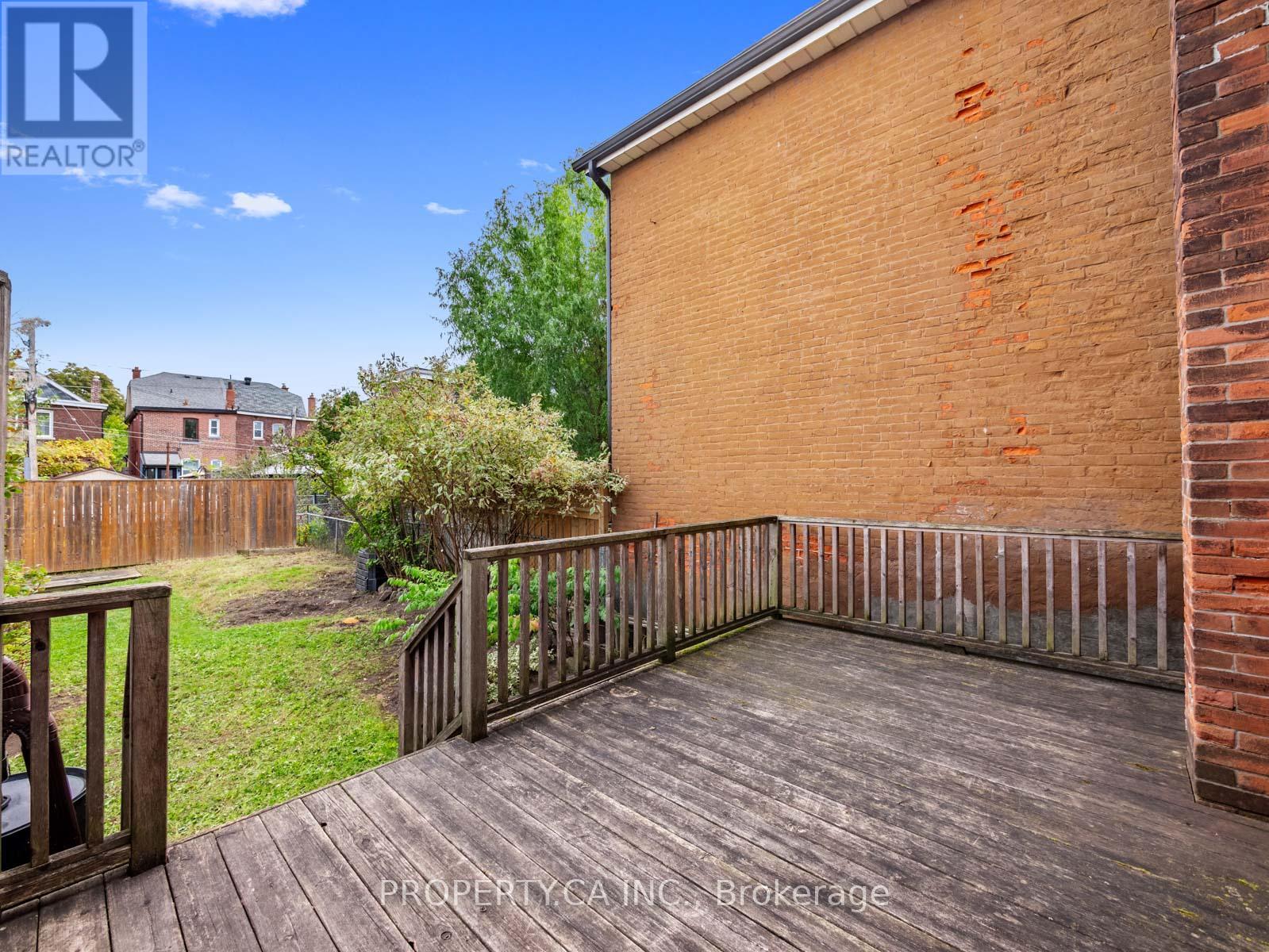 237 Delaware Avenue, Toronto, Ontario  M6H 2T7 - Photo 32 - W12465513