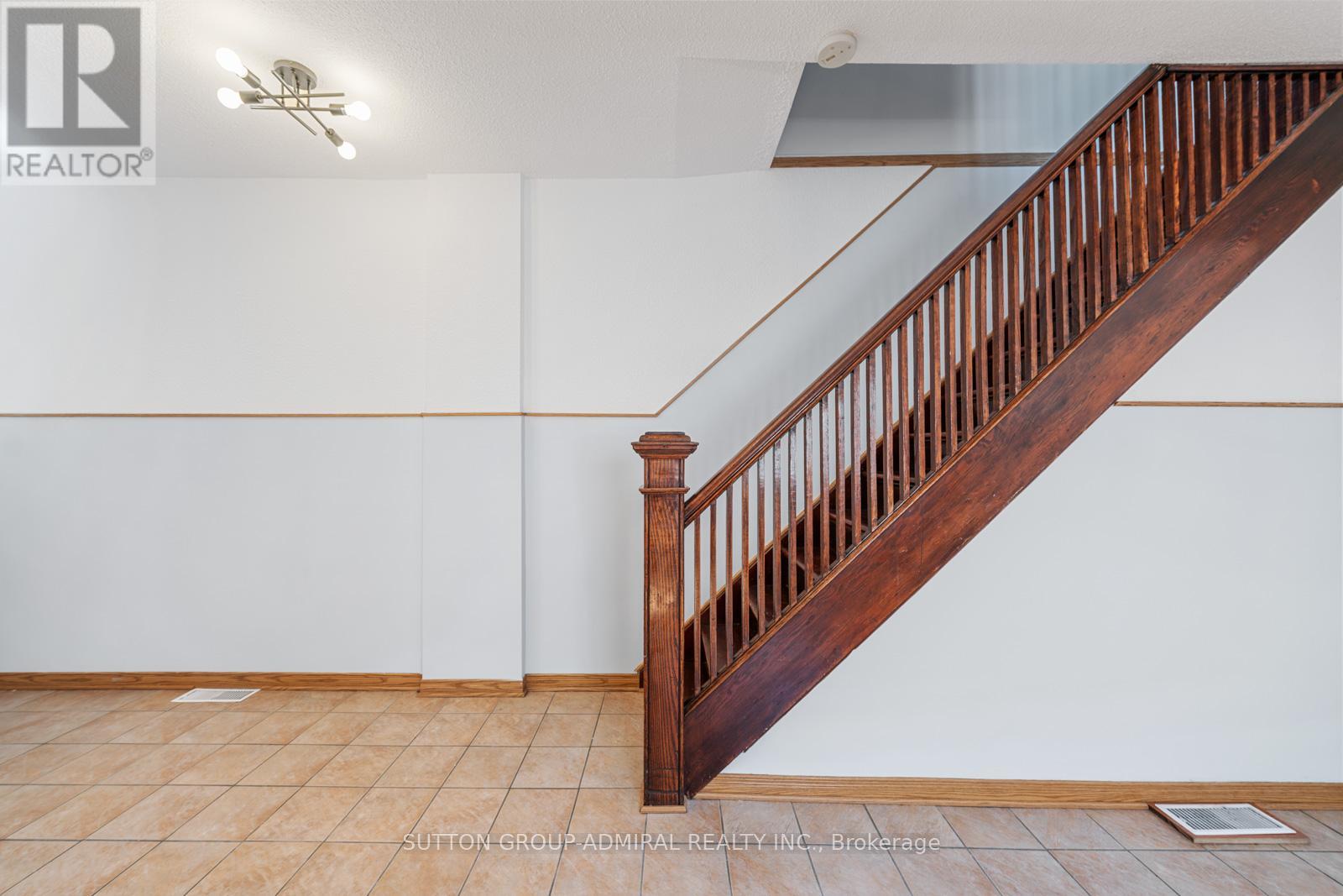 87 Pritchard Avenue, Toronto, Ontario  M6N 1T9 - Photo 10 - W12465524