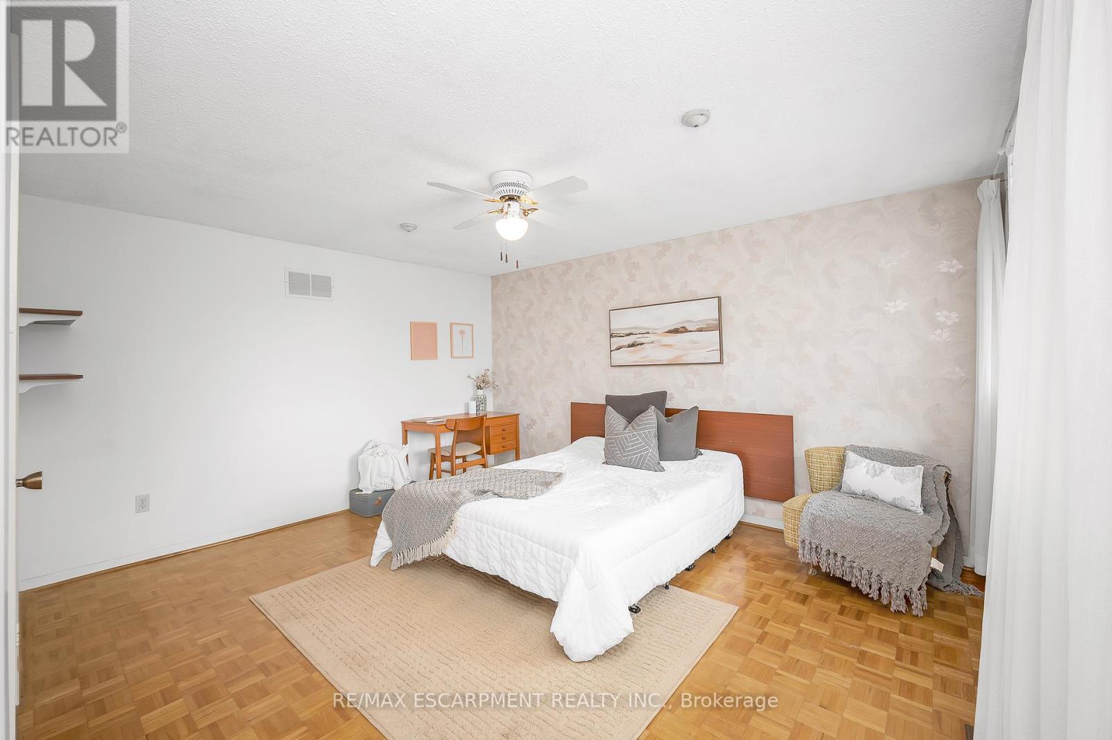 111 Maple Branch Path, Toronto (Kingsview Village-The Westway), Ontario  M9P 3R9 - Photo 16 - W12465538