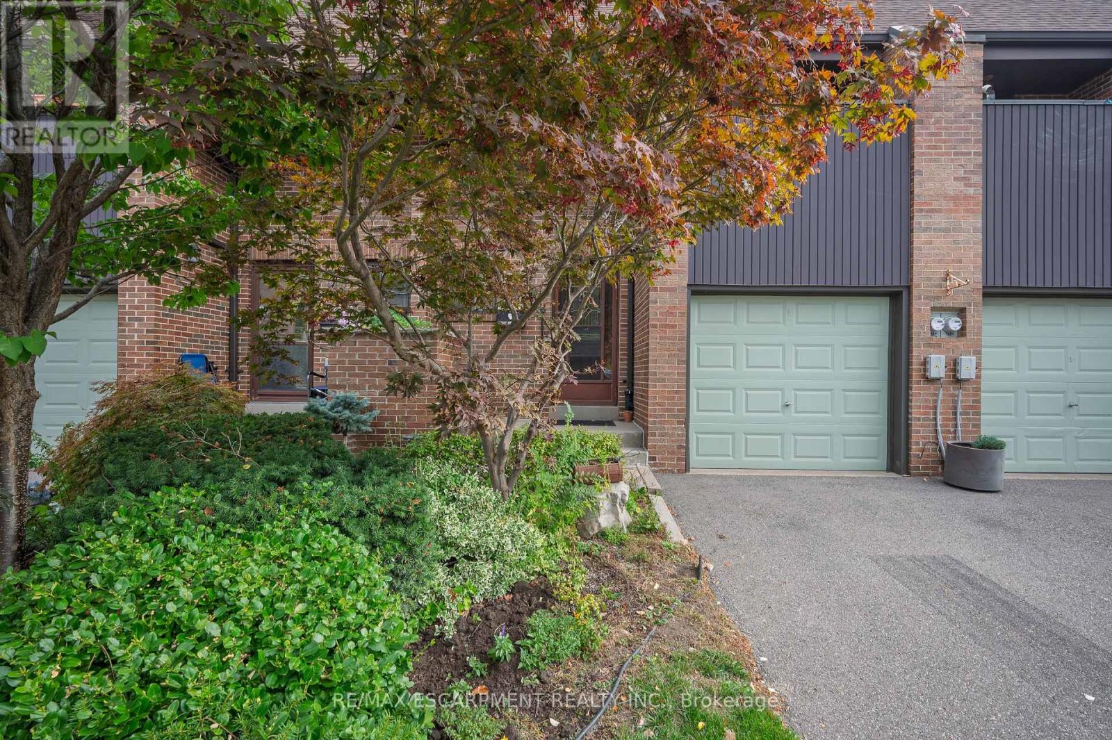 111 Maple Branch Path, Toronto (Kingsview Village-The Westway), Ontario  M9P 3R9 - Photo 2 - W12465538