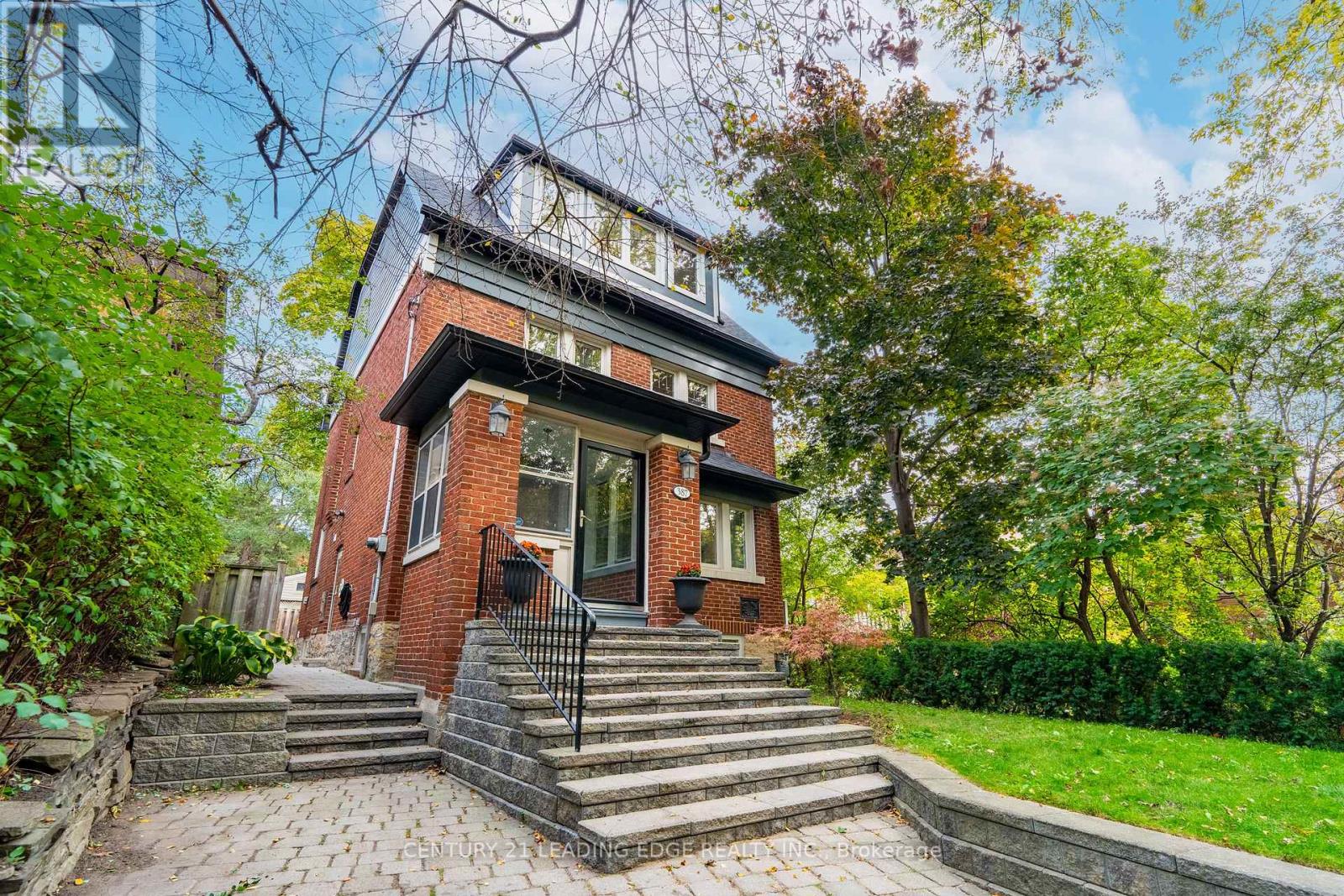 387 KENNEDY AVENUE, Toronto, Ontario