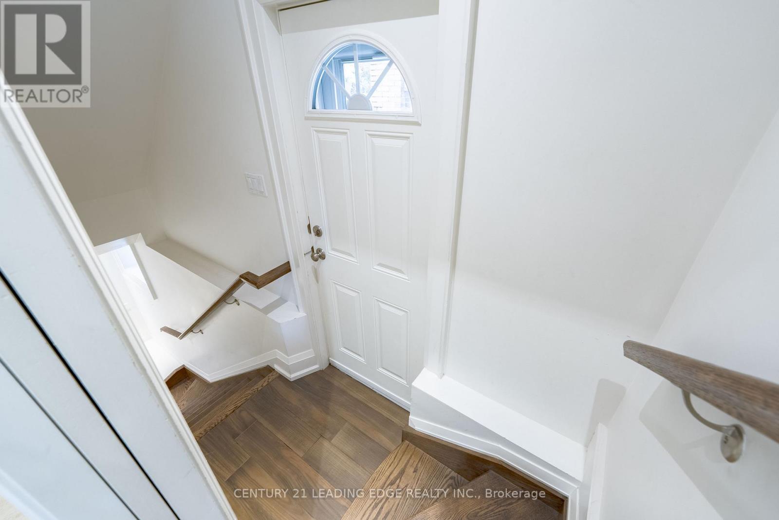 387 Kennedy Avenue, Toronto (High Park North), Ontario  M6P 3C5 - Photo 18 - W12465543