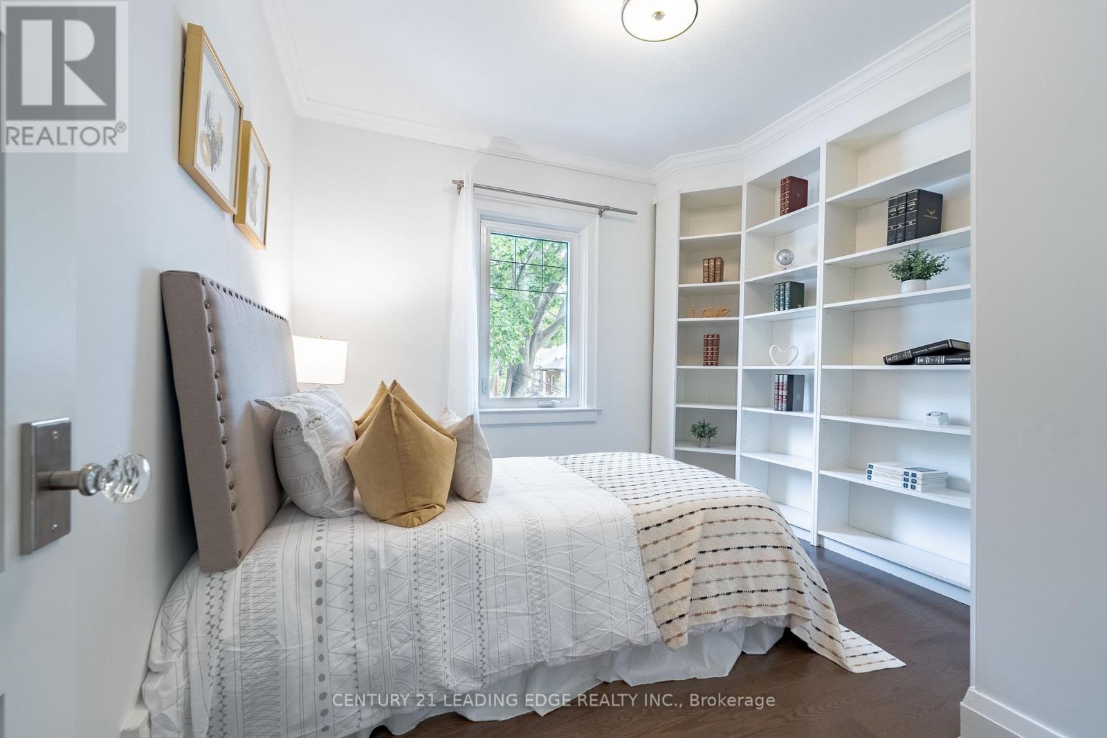 387 Kennedy Avenue, Toronto (High Park North), Ontario  M6P 3C5 - Photo 21 - W12465543