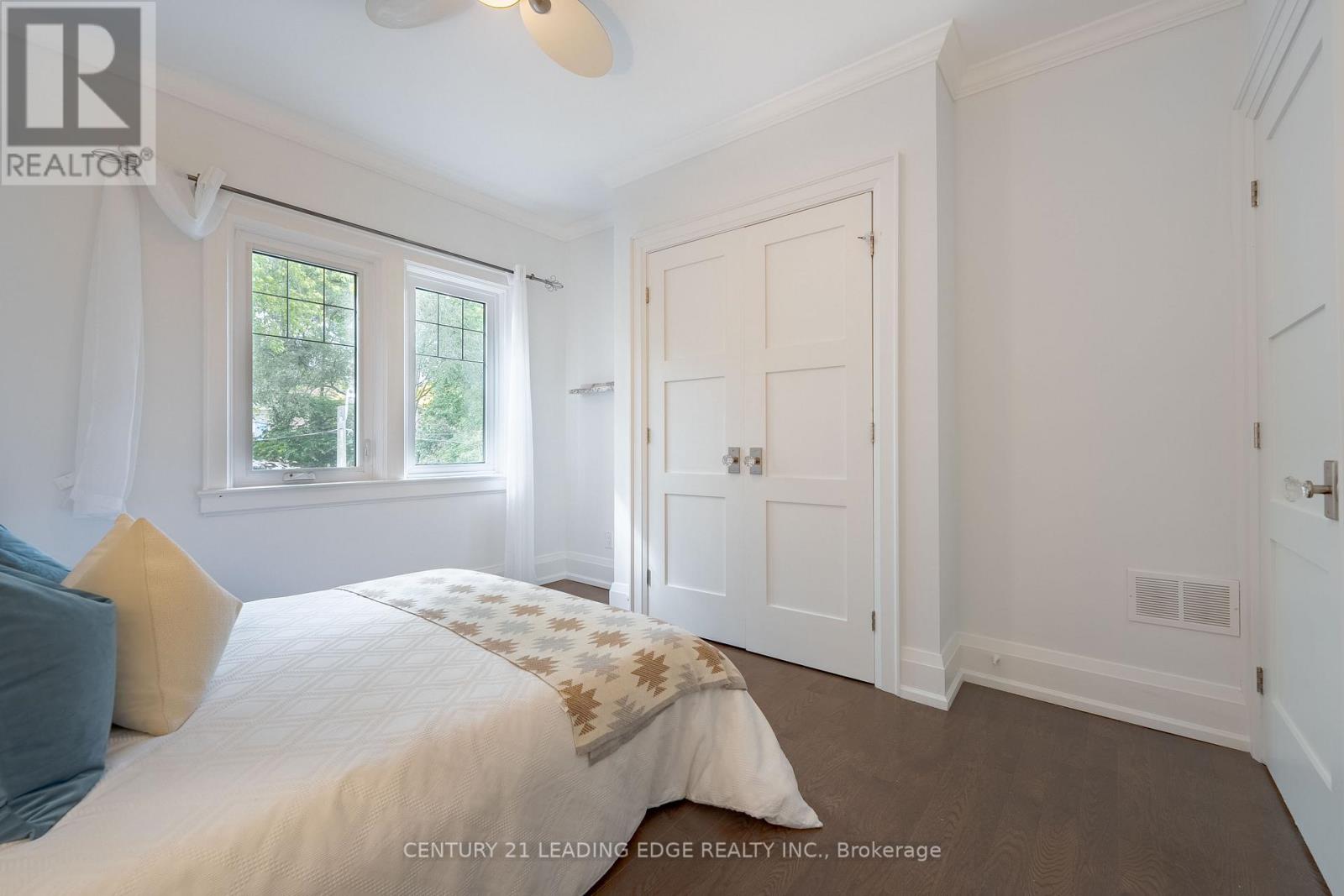 387 Kennedy Avenue, Toronto (High Park North), Ontario  M6P 3C5 - Photo 24 - W12465543