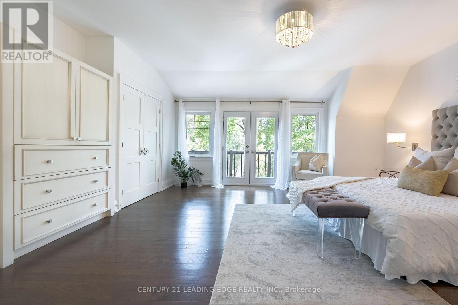 387 Kennedy Avenue, Toronto (High Park North), Ontario  M6P 3C5 - Photo 27 - W12465543