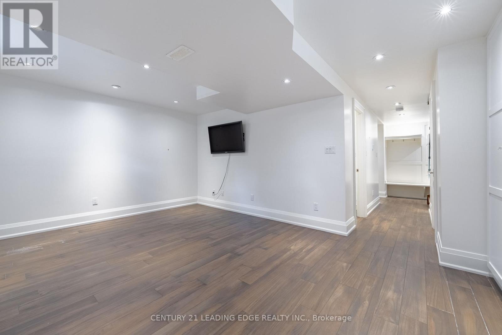 387 Kennedy Avenue, Toronto (High Park North), Ontario  M6P 3C5 - Photo 33 - W12465543